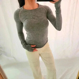 Victoria's Secret Slate Grey Workout Top Long Sleeve Thumb Hold Crewneck gray